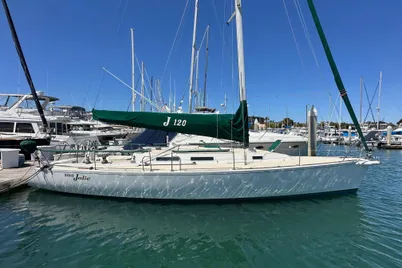 ListitSailBoats.com